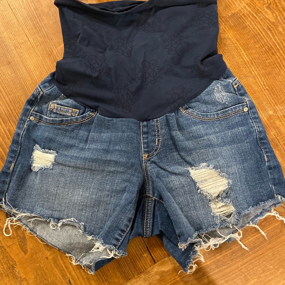 Jessica Simpson Maternity Shorts